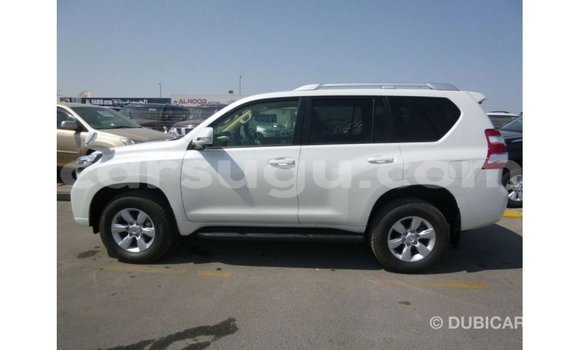 Acheter Import Voiture Toyota Prado Blanc à Import - Dubai, Burkina-Faso Acheter Import Voiture Toyota Prado Blanc à Import - Dubai, Burkina-Faso