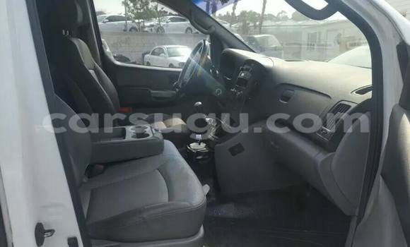 Acheter Neuf Voiture Hyundai Accent Blanc à Ouagadougou, Burkina-Faso Acheter Neuf Voiture Hyundai Accent Blanc à Ouagadougou, Burkina-Faso