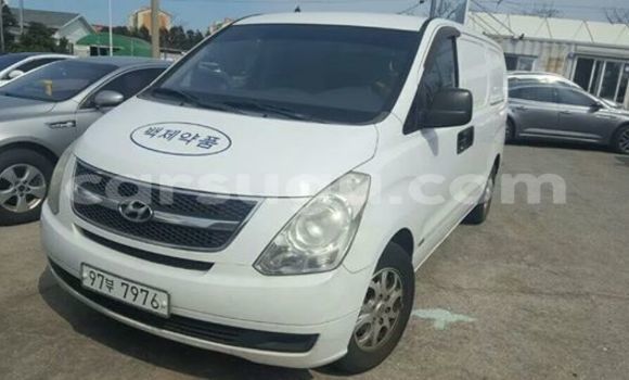 Acheter Neuf Voiture Hyundai Accent Blanc à Ouagadougou, Burkina-Faso Acheter Neuf Voiture Hyundai Accent Blanc à Ouagadougou, Burkina-Faso