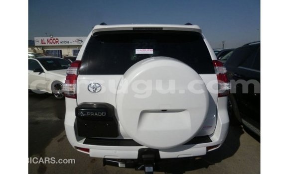 Sayi Imported Toyota Prado White Mota in Import - Dubai a Burkina Faso Sayi Imported Toyota Prado White Mota in Import - Dubai a Burkina Faso