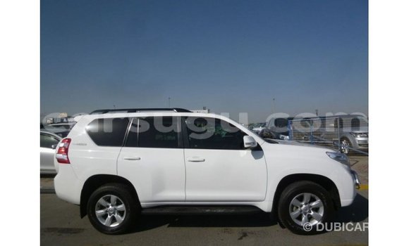 Sayi Imported Toyota Prado White Mota in Import - Dubai a Burkina Faso Sayi Imported Toyota Prado White Mota in Import - Dubai a Burkina Faso