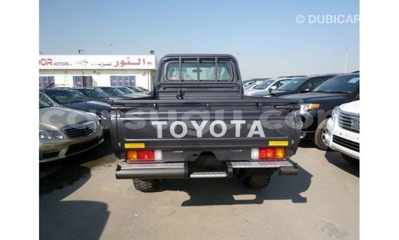 Sayi Imported Toyota Land Cruiser Sauran Mota in Import - Dubai a Burkina Faso Sayi Imported Toyota Land Cruiser Sauran Mota in Import - Dubai a Burkina Faso