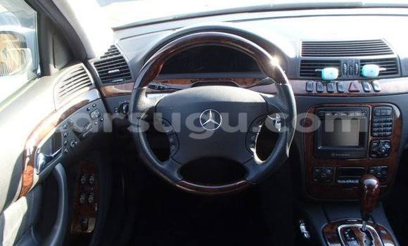 Acheter Neuf Voiture Mercedes-Benz 190 Blanc à Ouagadougou, Burkina-Faso Acheter Neuf Voiture Mercedes-Benz 190 Blanc à Ouagadougou, Burkina-Faso