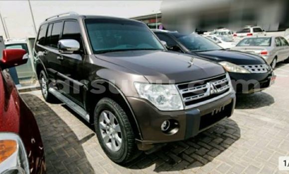 Sayi Sabo Mitsubishi Pajero Azurfa Mota in Ouagadougou a Burkina Faso