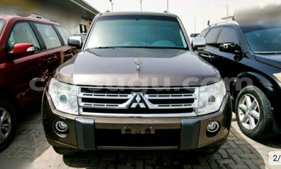 Acheter Neuf Voiture Mitsubishi Pajero Gris à Ouagadougou, Burkina-Faso Acheter Neuf Voiture Mitsubishi Pajero Gris à Ouagadougou, Burkina-Faso