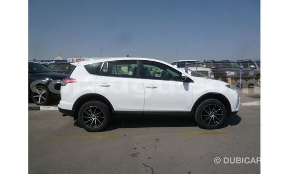 Sayi Imported Toyota HiAce White Babbar mota in Import - Dubai a Burkina Faso Sayi Imported Toyota HiAce White Babbar mota in Import - Dubai a Burkina Faso