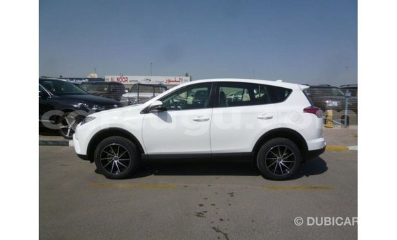 Sayi Imported Toyota HiAce White Babbar mota in Import - Dubai a Burkina Faso Sayi Imported Toyota HiAce White Babbar mota in Import - Dubai a Burkina Faso