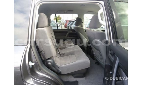 Sayi Imported Toyota Land Cruiser Sauran Mota in Import - Dubai a Burkina Faso Sayi Imported Toyota Land Cruiser Sauran Mota in Import - Dubai a Burkina Faso