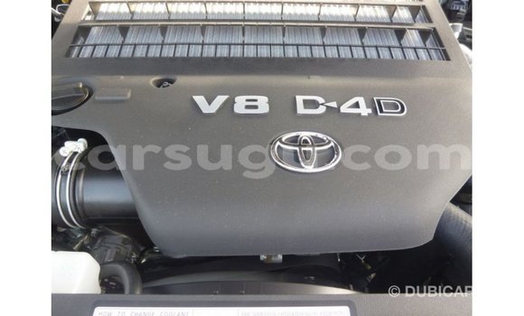 Sayi Imported Toyota Land Cruiser Sauran Mota in Import - Dubai a Burkina Faso Sayi Imported Toyota Land Cruiser Sauran Mota in Import - Dubai a Burkina Faso