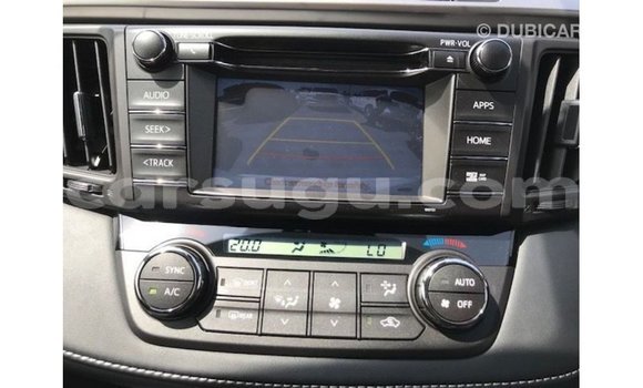 Sayi Imported Toyota HiAce White Babbar mota in Import - Dubai a Burkina Faso Sayi Imported Toyota HiAce White Babbar mota in Import - Dubai a Burkina Faso