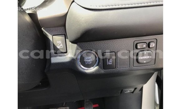 Sayi Imported Toyota HiAce White Babbar mota in Import - Dubai a Burkina Faso Sayi Imported Toyota HiAce White Babbar mota in Import - Dubai a Burkina Faso