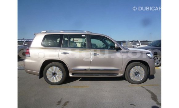 Sayi Imported Toyota Land Cruiser Sauran Mota in Import - Dubai a Burkina Faso Sayi Imported Toyota Land Cruiser Sauran Mota in Import - Dubai a Burkina Faso