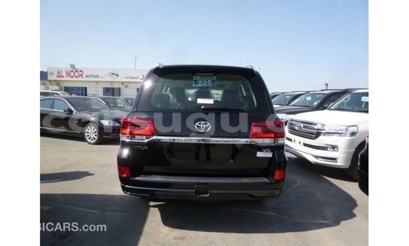 Sayi Imported Toyota Land Cruiser Black Mota in Import - Dubai a Burkina Faso Sayi Imported Toyota Land Cruiser Black Mota in Import - Dubai a Burkina Faso