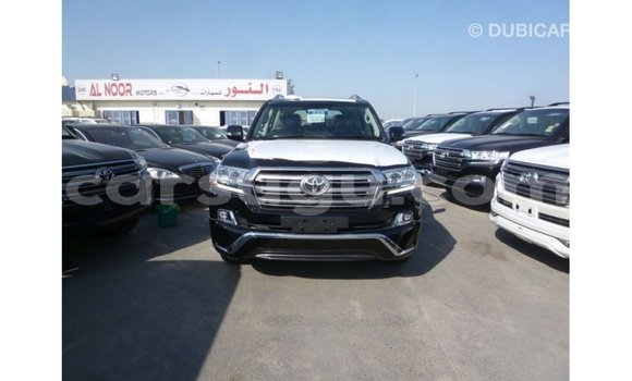 Sayi Imported Toyota Land Cruiser Black Mota in Import - Dubai a Burkina Faso Sayi Imported Toyota Land Cruiser Black Mota in Import - Dubai a Burkina Faso