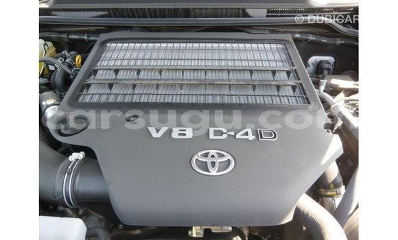 Sayi Imported Toyota Land Cruiser Black Mota in Import - Dubai a Burkina Faso Sayi Imported Toyota Land Cruiser Black Mota in Import - Dubai a Burkina Faso