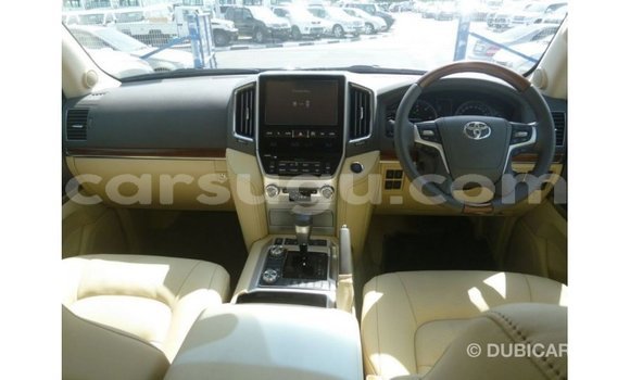 Sayi Imported Toyota Land Cruiser Brown Mota in Import - Dubai a Burkina Faso Sayi Imported Toyota Land Cruiser Brown Mota in Import - Dubai a Burkina Faso