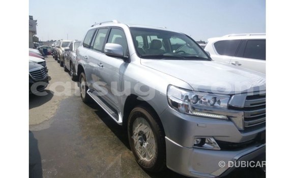 Sayi Imported Toyota Land Cruiser Sauran Mota in Import - Dubai a Burkina Faso Sayi Imported Toyota Land Cruiser Sauran Mota in Import - Dubai a Burkina Faso