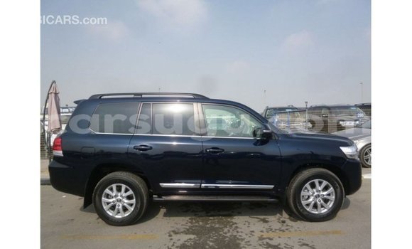 Sayi Imported Toyota Land Cruiser Blue Mota in Import - Dubai a Burkina Faso Sayi Imported Toyota Land Cruiser Blue Mota in Import - Dubai a Burkina Faso