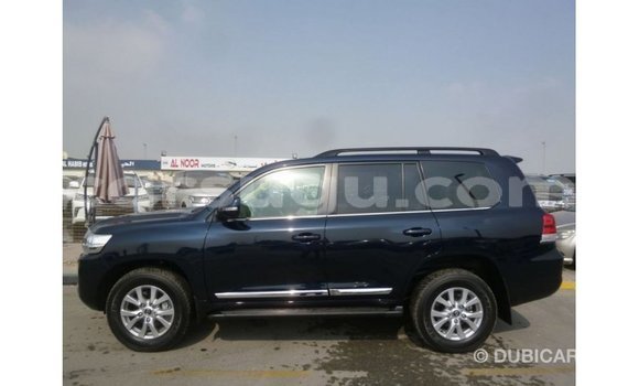 Sayi Imported Toyota Land Cruiser Blue Mota in Import - Dubai a Burkina Faso Sayi Imported Toyota Land Cruiser Blue Mota in Import - Dubai a Burkina Faso