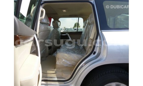 Sayi Imported Toyota Land Cruiser Sauran Mota in Import - Dubai a Burkina Faso Sayi Imported Toyota Land Cruiser Sauran Mota in Import - Dubai a Burkina Faso