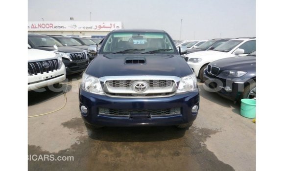 Sayi Imported Toyota Hilux Blue Mota in Import - Dubai a Burkina Faso Sayi Imported Toyota Hilux Blue Mota in Import - Dubai a Burkina Faso