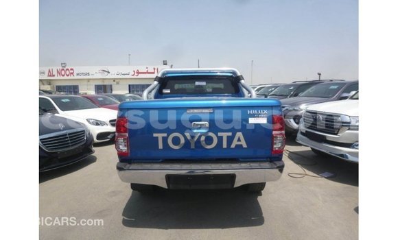 Acheter Import Voiture Toyota Hilux Bleu à Import - Dubai, Burkina-Faso Acheter Import Voiture Toyota Hilux Bleu à Import - Dubai, Burkina-Faso