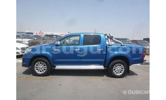 Acheter Import Voiture Toyota Hilux Bleu à Import - Dubai, Burkina-Faso Acheter Import Voiture Toyota Hilux Bleu à Import - Dubai, Burkina-Faso