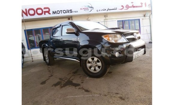 Sayi Imported Toyota Hilux Black Mota in Import - Dubai a Burkina Faso Sayi Imported Toyota Hilux Black Mota in Import - Dubai a Burkina Faso