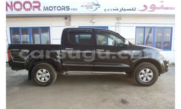 Sayi Imported Toyota Hilux Black Mota in Import - Dubai a Burkina Faso Sayi Imported Toyota Hilux Black Mota in Import - Dubai a Burkina Faso