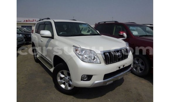 Acheter Import Voiture Toyota Prado Blanc à Import - Dubai, Burkina-Faso Acheter Import Voiture Toyota Prado Blanc à Import - Dubai, Burkina-Faso