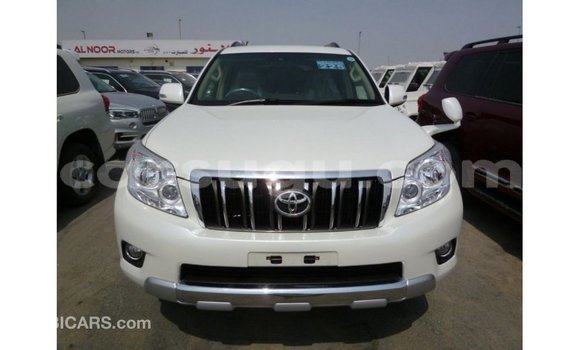 Acheter Import Voiture Toyota Prado Blanc à Import - Dubai, Burkina-Faso Acheter Import Voiture Toyota Prado Blanc à Import - Dubai, Burkina-Faso