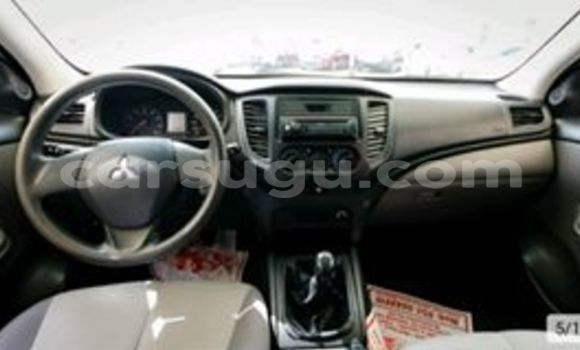Acheter Neuf Voiture Mitsubishi L200 Noir à Ouagadougou, Burkina-Faso Acheter Neuf Voiture Mitsubishi L200 Noir à Ouagadougou, Burkina-Faso