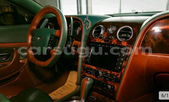 Acheter Neuf Voiture Bentley Continental Vert à Ouagadougou, Burkina-Faso Acheter Neuf Voiture Bentley Continental Vert à Ouagadougou, Burkina-Faso