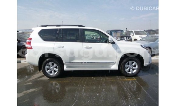 Sayi Imported Toyota Prado White Mota in Import - Dubai a Burkina Faso Sayi Imported Toyota Prado White Mota in Import - Dubai a Burkina Faso