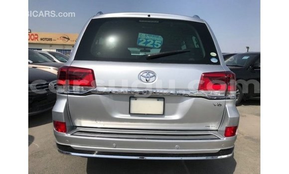 Sayi Imported Toyota Land Cruiser Sauran Mota in Import - Dubai a Burkina Faso Sayi Imported Toyota Land Cruiser Sauran Mota in Import - Dubai a Burkina Faso