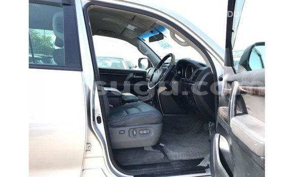 Sayi Imported Toyota Land Cruiser Sauran Mota in Import - Dubai a Burkina Faso Sayi Imported Toyota Land Cruiser Sauran Mota in Import - Dubai a Burkina Faso