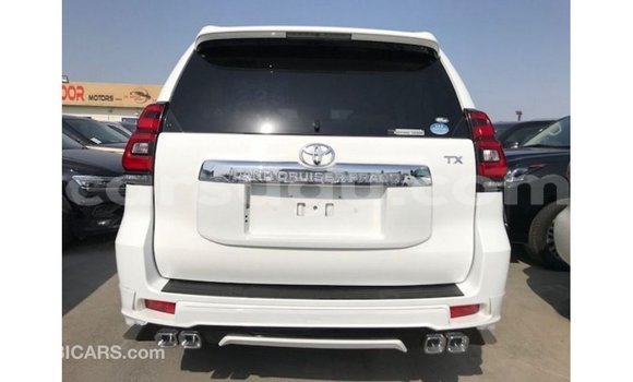 Sayi Imported Toyota Prado White Mota in Import - Dubai a Burkina Faso Sayi Imported Toyota Prado White Mota in Import - Dubai a Burkina Faso