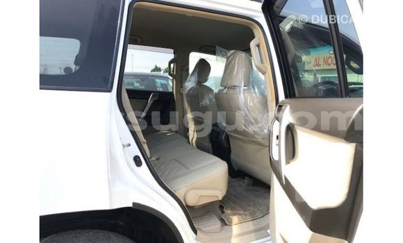 Sayi Imported Toyota Prado White Mota in Import - Dubai a Burkina Faso Sayi Imported Toyota Prado White Mota in Import - Dubai a Burkina Faso