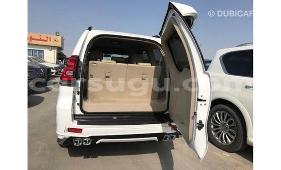 Sayi Imported Toyota Prado White Mota in Import - Dubai a Burkina Faso Sayi Imported Toyota Prado White Mota in Import - Dubai a Burkina Faso