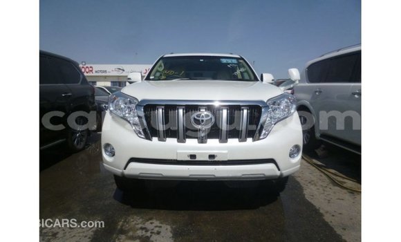 Sayi Imported Toyota Prado White Mota in Import - Dubai a Burkina Faso Sayi Imported Toyota Prado White Mota in Import - Dubai a Burkina Faso