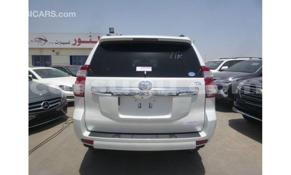 Sayi Imported Toyota Prado White Mota in Import - Dubai a Burkina Faso Sayi Imported Toyota Prado White Mota in Import - Dubai a Burkina Faso