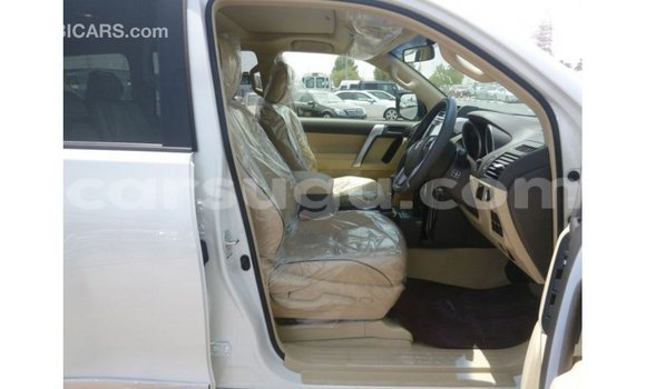 Sayi Imported Toyota Prado White Mota in Import - Dubai a Burkina Faso Sayi Imported Toyota Prado White Mota in Import - Dubai a Burkina Faso