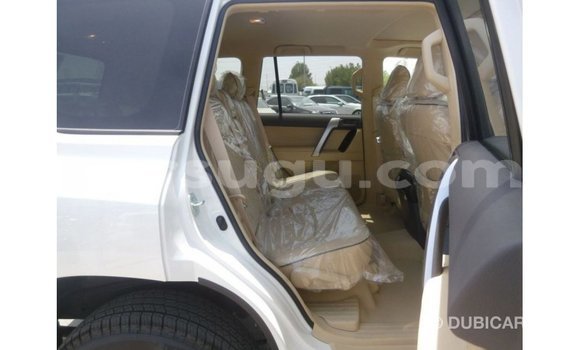 Sayi Imported Toyota Prado White Mota in Import - Dubai a Burkina Faso Sayi Imported Toyota Prado White Mota in Import - Dubai a Burkina Faso