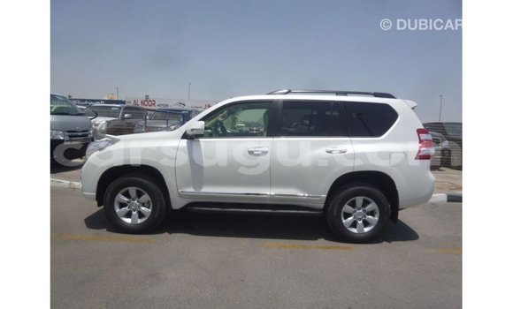 Sayi Imported Toyota Prado White Mota in Import - Dubai a Burkina Faso Sayi Imported Toyota Prado White Mota in Import - Dubai a Burkina Faso