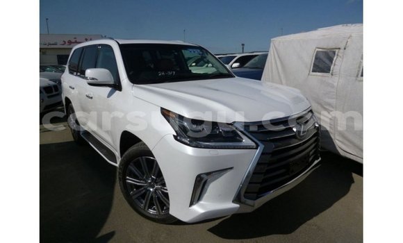 Sayi Imported Lexus LX White Mota in Import - Dubai a Burkina Faso Sayi Imported Lexus LX White Mota in Import - Dubai a Burkina Faso