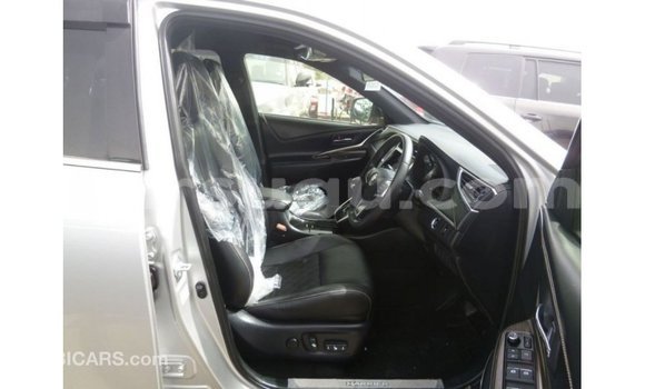 Sayi Imported Toyota Harrier Sauran Mota in Import - Dubai a Burkina Faso Sayi Imported Toyota Harrier Sauran Mota in Import - Dubai a Burkina Faso