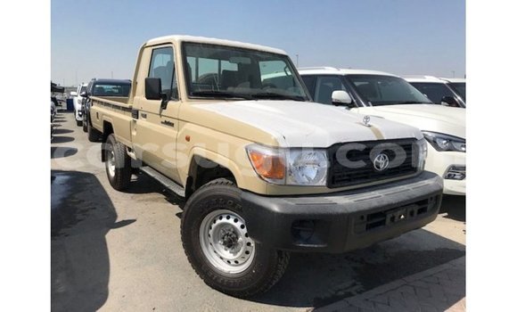 Buy Import Toyota Land Cruiser Beige Car in Import - Dubai in Burkina Faso Buy Import Toyota Land Cruiser Beige Car in Import - Dubai in Burkina Faso