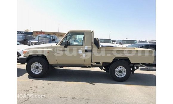 Buy Import Toyota Land Cruiser Beige Car in Import - Dubai in Burkina Faso Buy Import Toyota Land Cruiser Beige Car in Import - Dubai in Burkina Faso