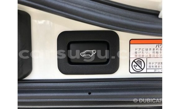 Sayi Imported Toyota Land Cruiser White Mota in Import - Dubai a Burkina Faso Sayi Imported Toyota Land Cruiser White Mota in Import - Dubai a Burkina Faso