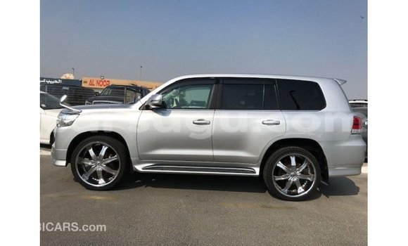 Sayi Imported Toyota Land Cruiser Sauran Mota in Import - Dubai a Burkina Faso Sayi Imported Toyota Land Cruiser Sauran Mota in Import - Dubai a Burkina Faso